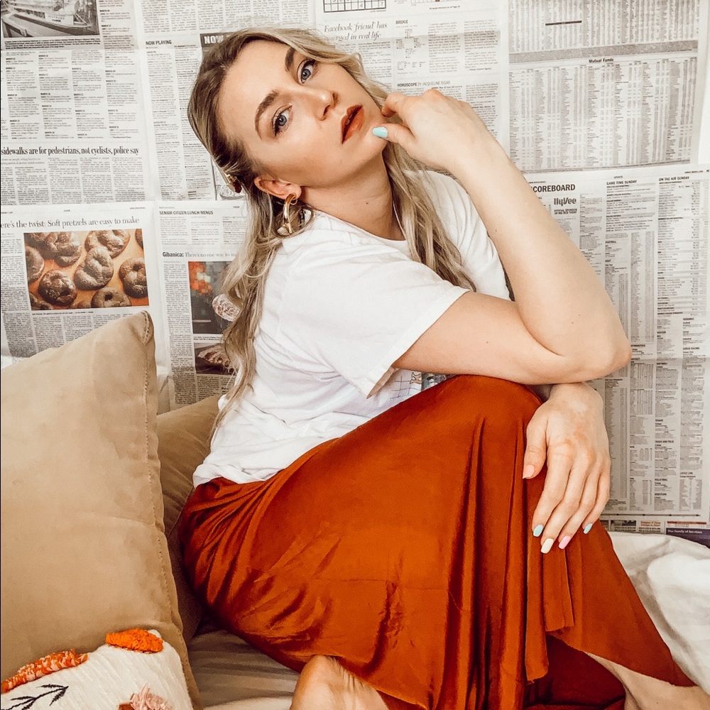 COPY - 💕 MEET YOUR POSHER 💕